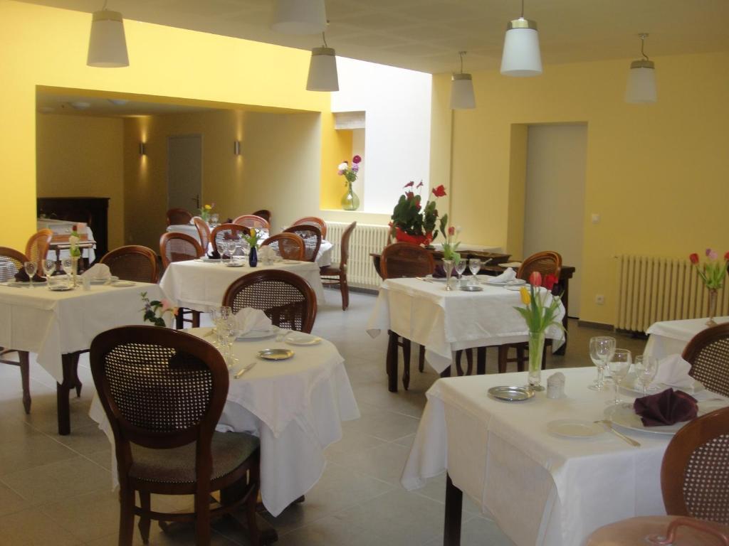 Hotel L' Ecu Montbard Eksteriør bilde